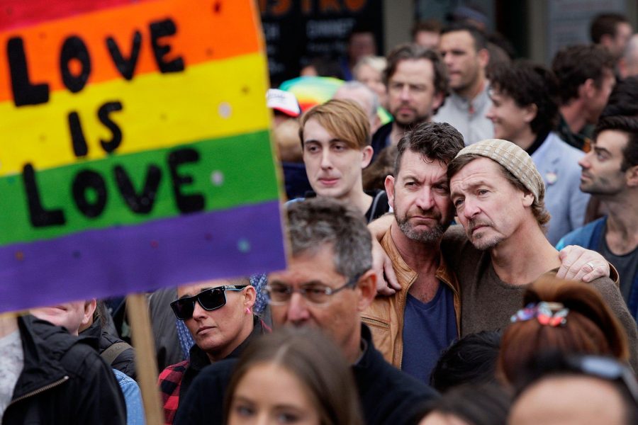 Australians vote in non-binding poll to pass gay marriage