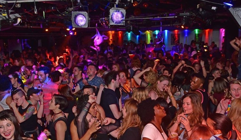 The evolution of queer nightlife in Fenway – The Simmons Voice